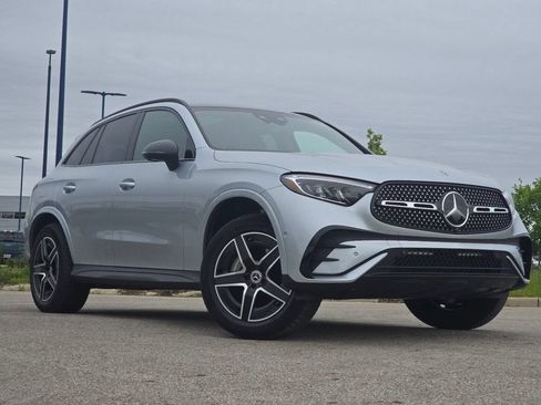 Used 2026 Mercedes-Benz GLC 300 4MATIC image 1