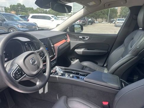 Certified 2023 Volvo XC60 B5 Ultimate w/ Climate Package FWD image 21