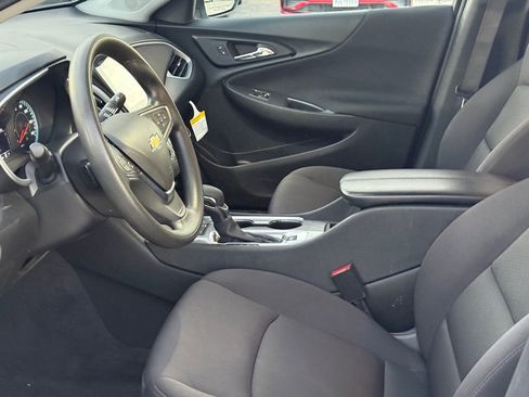 Used 2024 Chevrolet Malibu LT FWD image 12