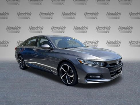 Used 2018 Honda Accord Sport image 3