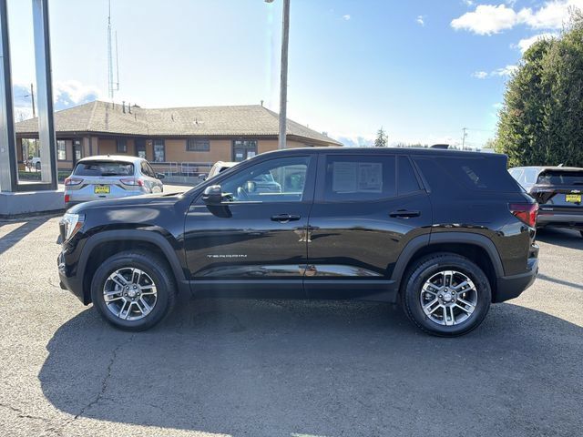 Used 2025 GMC Terrain Elevation AWD/4WD image 2
