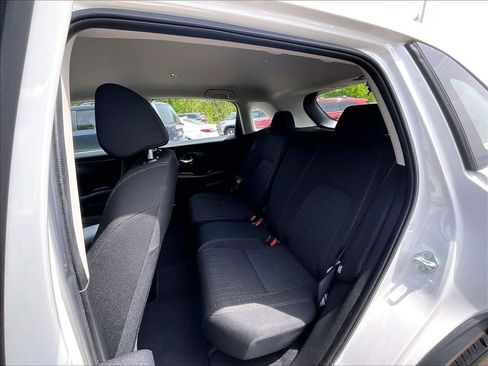 Used 2023 Honda HR-V LX image 15