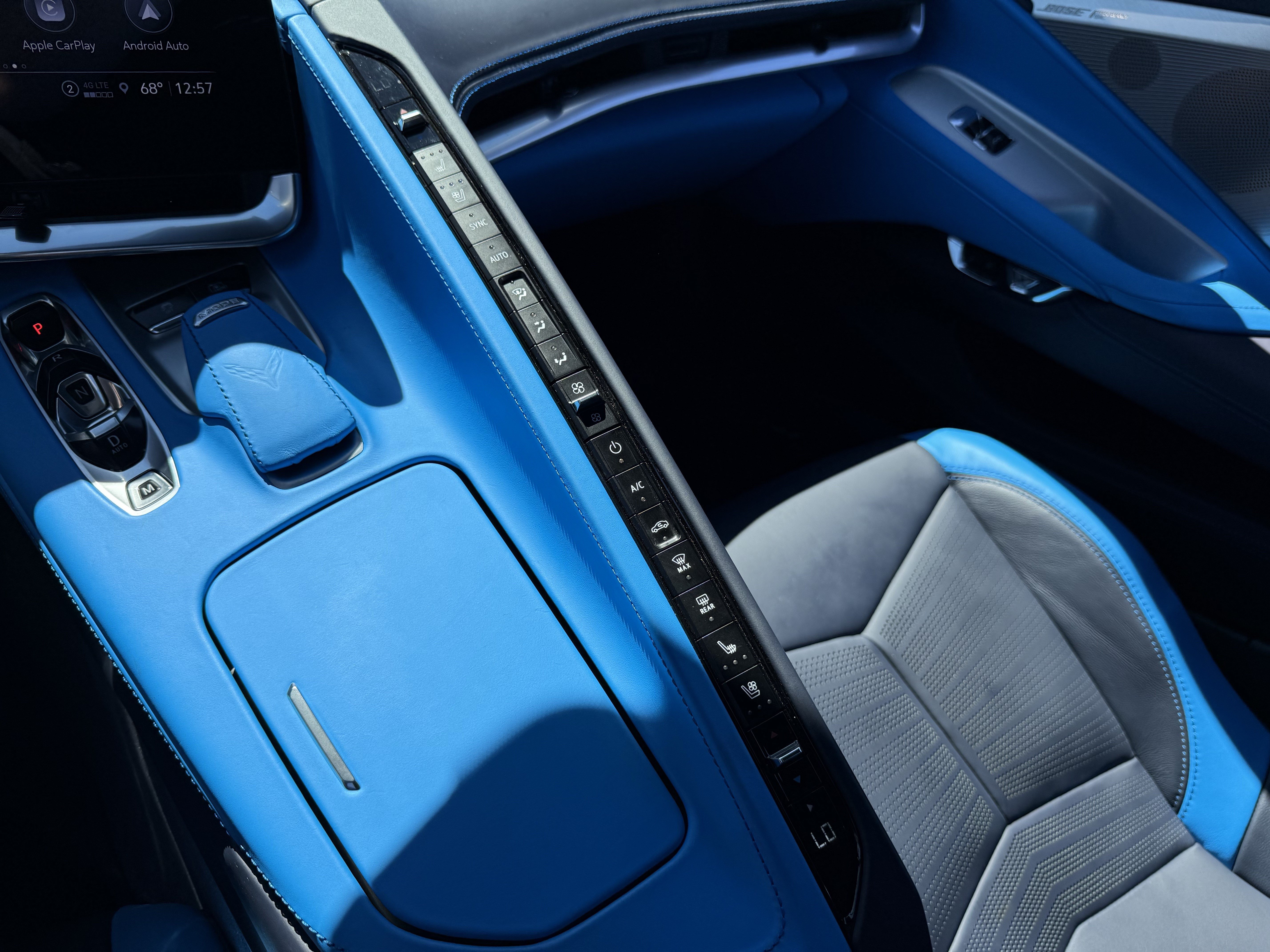 Used 2023 Chevrolet Corvette Stingray Premium Conv w/ Z51 Performance Package RWD image 33