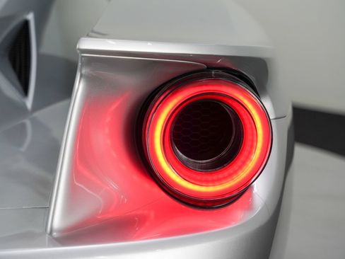 Used 2019 Ford GT RWD image 27