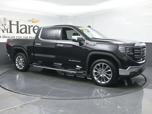 Used 2023 GMC Sierra 1500 SLT w/ SLT Premium Plus Package AWD/4WD image 6