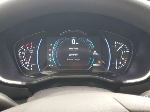 Used 2020 Hyundai Santa Fe SEL image 25