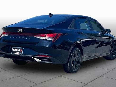 Used 2023 Hyundai Elantra SEL w/ Cargo Package FWD image 13