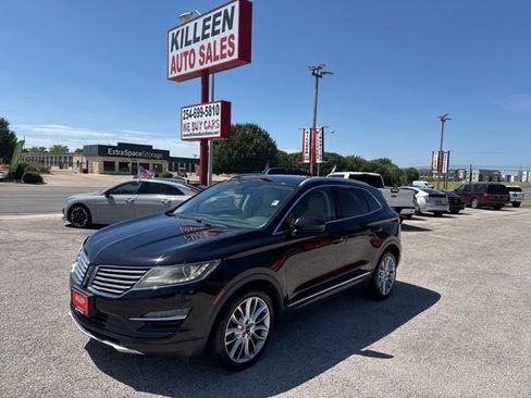 Used 2017 Lincoln MKC Reserve w/ Lincoln MKC Climate Package image 2
