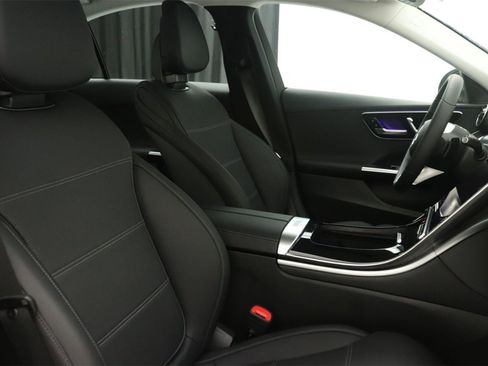 New 2025 Mercedes-Benz C 300 4MATIC Sedan image 11