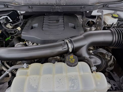 Used 2023 Ford F150 XLT AWD/4WD image 31