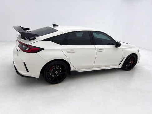 Used 2025 Honda Civic Type R image 6