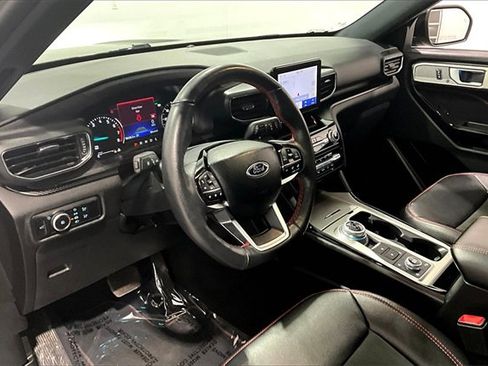 Used 2024 Ford Explorer ST-Line w/ Class IV Trailer Tow Package image 17