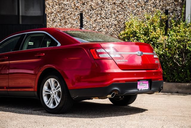 Used 2017 Ford Taurus SEL FWD image 40