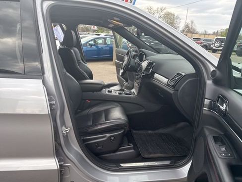 Used 2019 Jeep Grand Cherokee Trailhawk w/ Trailhawk Luxury Group image 15