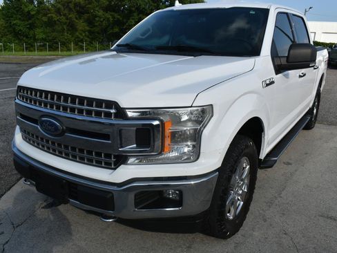 Used 2018 Ford F150 XLT w/ Equipment Group 302A Luxury AWD/4WD image 2