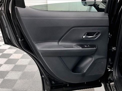 New 2026 Nissan Kicks SR w/ SR Premium Package image 31