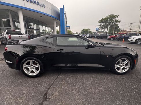 Certified 2019 Chevrolet Camaro LT RWD image 8