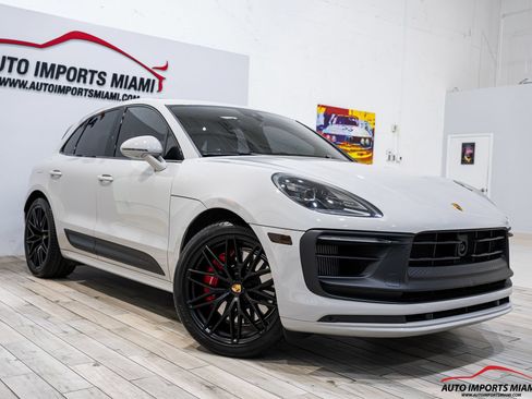 Used 2023 Porsche Macan GTS AWD/4WD image 28