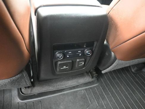 Used 2018 Buick Enclave Avenir w/ Avenir Technology Package image 42