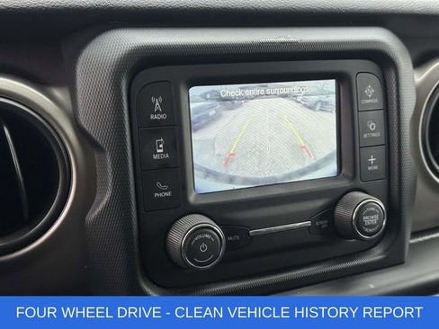 Used 2018 Jeep Wrangler Unlimited Sport S image 4