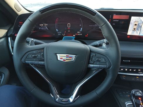 New 2026 Cadillac CT5 V image 13