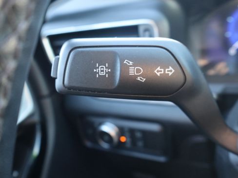 Used 2022 Ford Explorer Platinum w/ Equipment Group 601A image 16