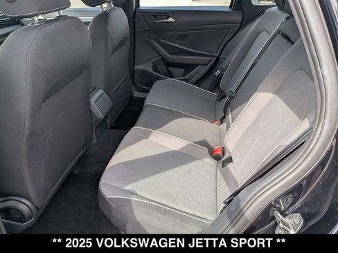 Used 2025 Volkswagen Jetta Sport FWD image 3