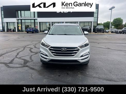 Used 2018 Hyundai Tucson SEL AWD/4WD image 2