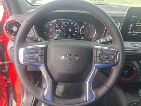 Used 2023 Chevrolet Blazer RS w/ Enhanced Convenience Package FWD image 11