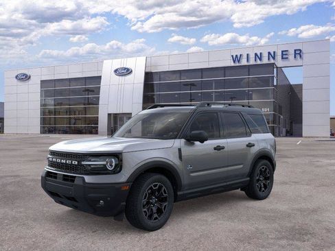 New 2026 Ford Bronco Sport Outer Banks w/ Outer Banks Tech Package+ AWD/4WD image 1