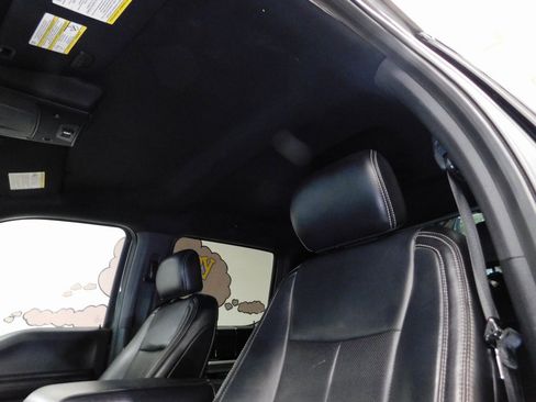 Used 2019 Ford F150 Lariat image 40