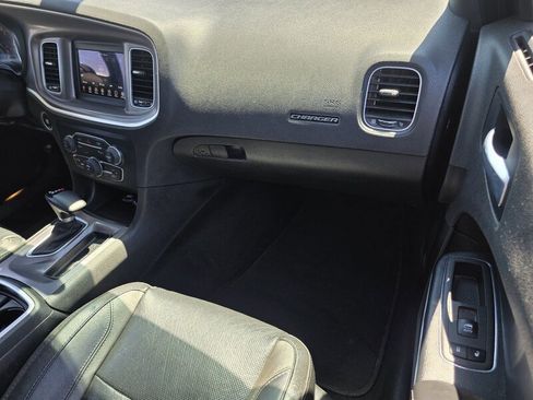 Certified 2022 Dodge Charger SXT w/ Leather Interior Group RWD image 18