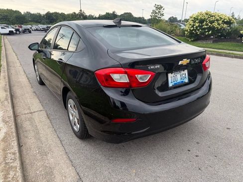 Used 2017 Chevrolet Cruze LS FWD image 4