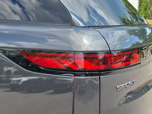 Certified 2025 Land Rover Range Rover Sport SE AWD/4WD image 35