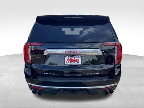 Used 2024 GMC Yukon XL Denali w/ Advanced Technology Package AWD/4WD image 8