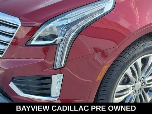 Used 2017 Cadillac XT5 Premium Luxury FWD image 8