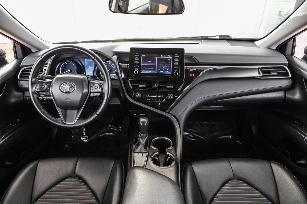 Used 2023 Toyota Camry SE FWD image 10