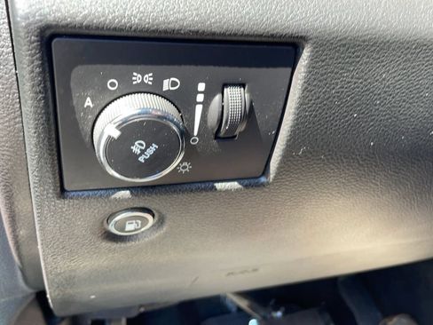 Used 2021 Jeep Grand Cherokee Trailhawk w/ Trailhawk Luxury Group AWD/4WD image 21