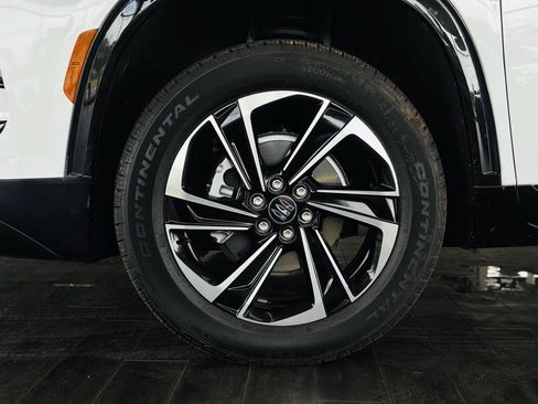 Used 2026 Buick Enclave Sport Touring FWD image 29