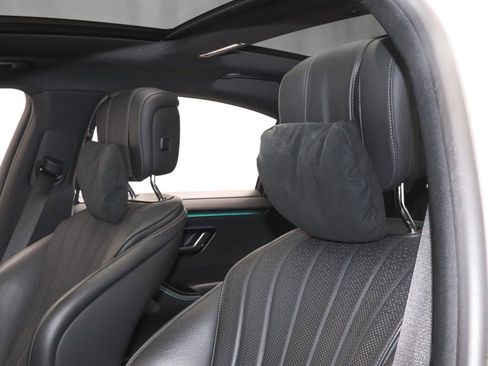 Used 2022 Mercedes-Benz S 500 4MATIC image 28