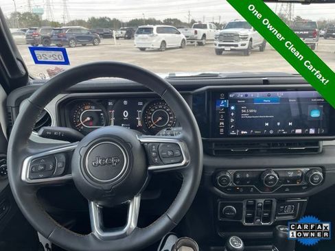 Used 2024 Jeep Wrangler Sahara image 3