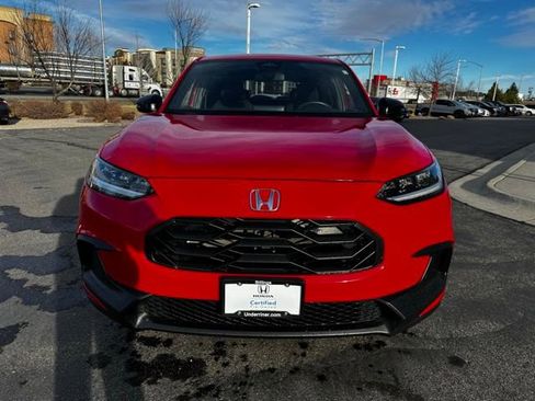 Used 2025 Honda HR-V Sport image 3
