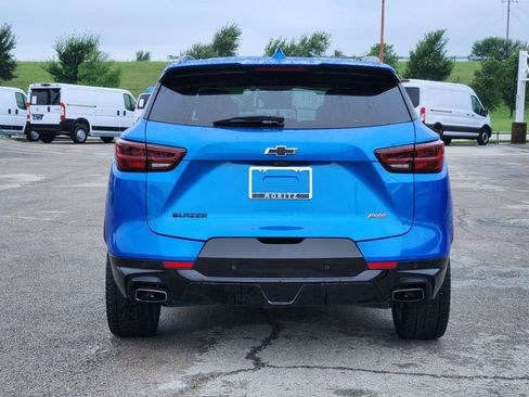 Certified 2024 Chevrolet Blazer RS w/ Driver Confidence II Package FWD image 6