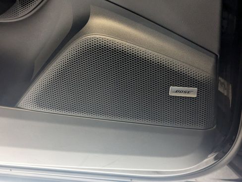 New 2025 Porsche Macan 4S Electric image 12