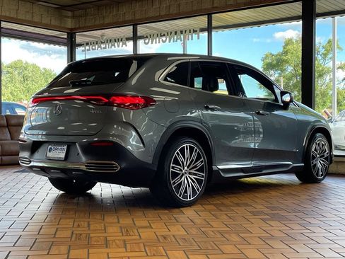 Used 2023 Mercedes-Benz EQE 500 4MATIC SUV image 10