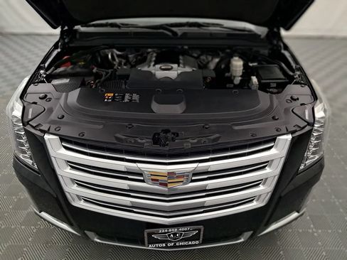 Used 2016 Cadillac Escalade 4WD image 30