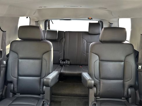 Used 2018 GMC Yukon SLT w/ HD Trailering Package image 18