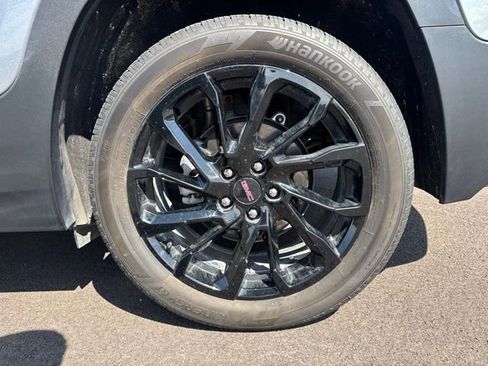 Certified 2024 GMC Terrain SLT w/ Tech Package AWD/4WD image 9