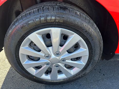 Used 2020 Kia Soul LX image 33