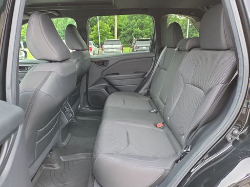 Used 2026 Subaru Forester Premium AWD/4WD image 11